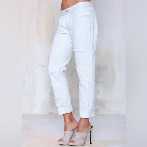 NWT Nasty Gal Light Wash Patch Boyfriend Jeans - Picture 4 of 8